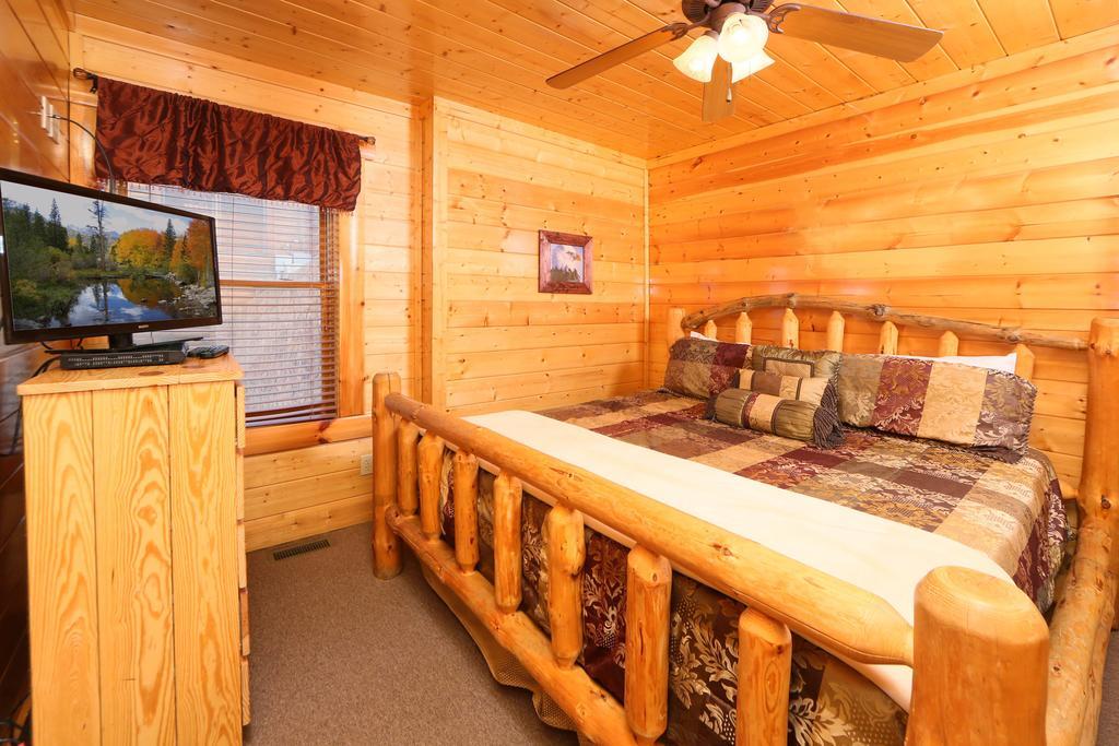 Rising Eagle Lodge - Eight Bedroom Pigeon Forge Eksteriør bilde