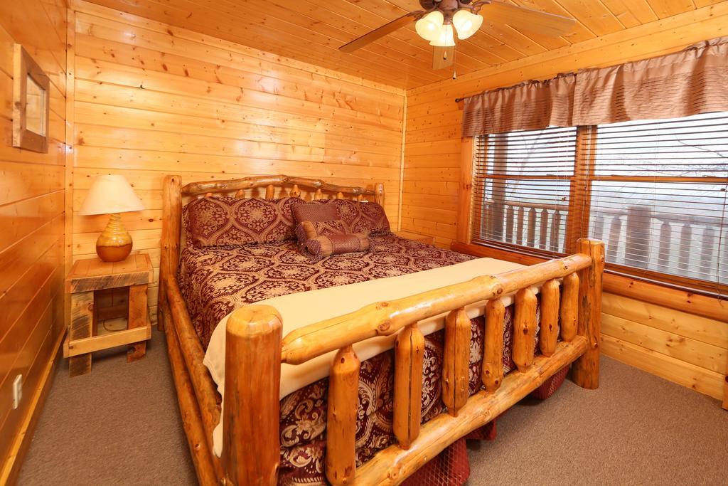 Rising Eagle Lodge - Eight Bedroom Pigeon Forge Eksteriør bilde
