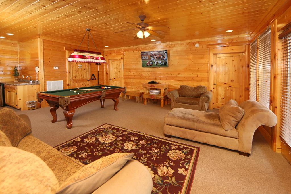 Rising Eagle Lodge - Eight Bedroom Pigeon Forge Eksteriør bilde
