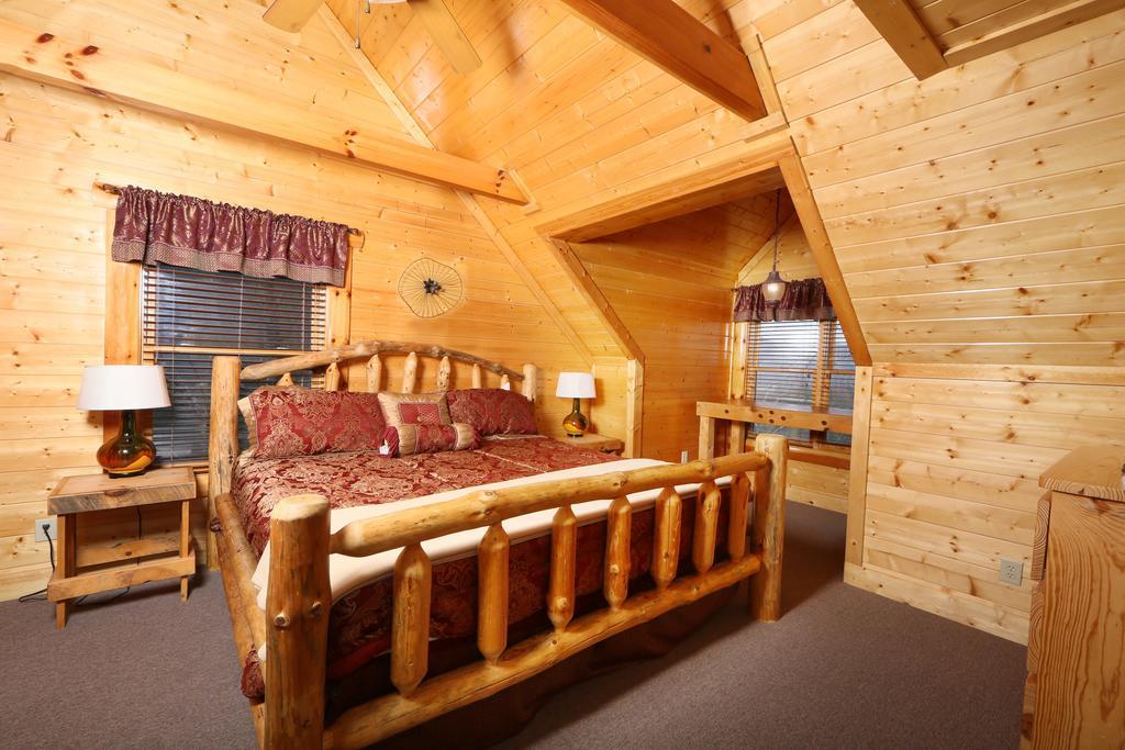 Rising Eagle Lodge - Eight Bedroom Pigeon Forge Eksteriør bilde